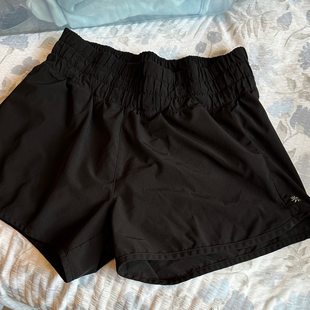 Athleta girls black shorts XXL size 16 great condition